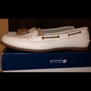 Sperry Top-Sider Women’s White loafer Sz 11